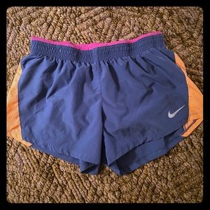 Like new Nike running shorts